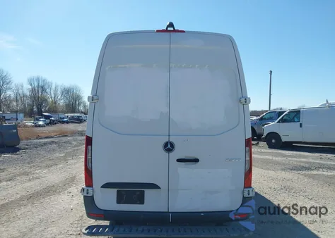 2019 Mercedes-Benz Sprinter 2500 High Roof V6 из США, поврежденный, VIN WD3PF1CD3KP062854